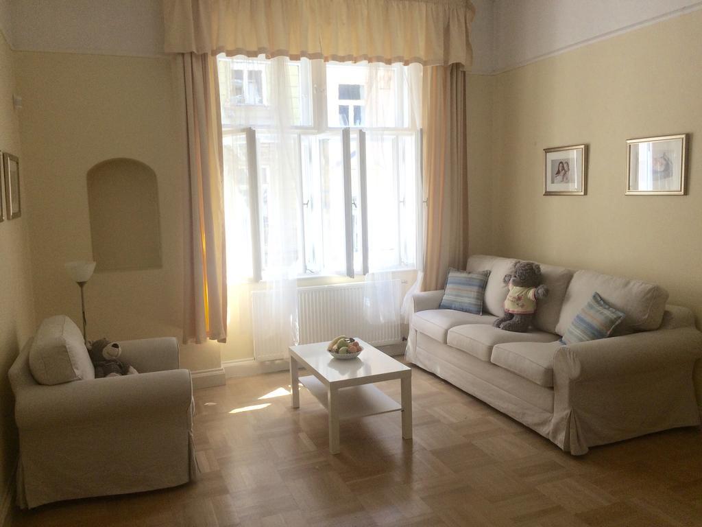 Historic Centre-Spacious Apartment Praga Esterno foto