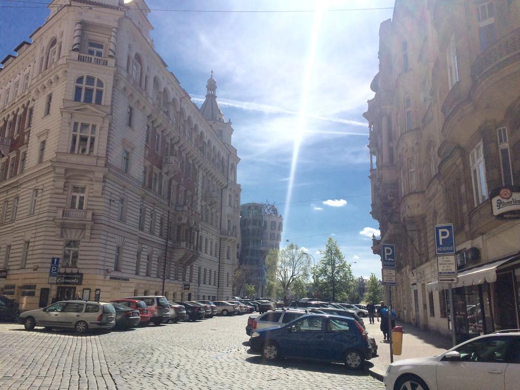 Historic Centre-Spacious Apartment Praga Esterno foto
